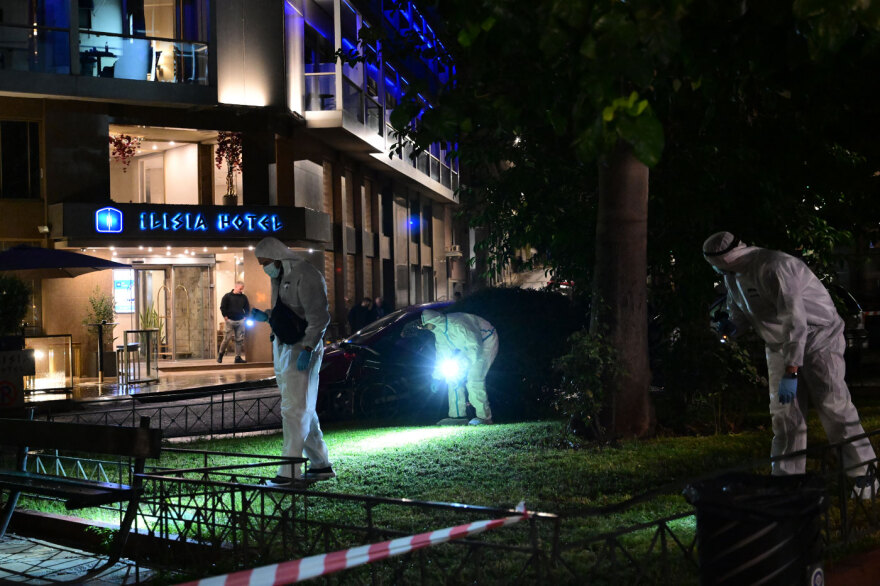 Εντοπίστηκε εκρηκτική ύλη υψηλής ισχύος στην ντισκοτέκ Jacky.O στη Μιχαλακοπούλου - Δείτε βίντεο και φωτογραφίες
