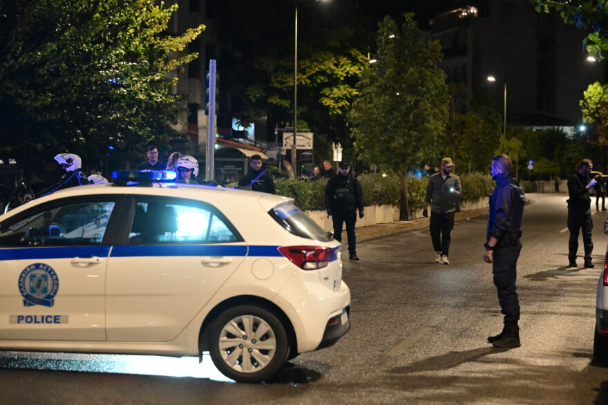 Εντοπίστηκε εκρηκτική ύλη υψηλής ισχύος στην ντισκοτέκ Jacky.O στη Μιχαλακοπούλου - Δείτε βίντεο και φωτογραφίες
