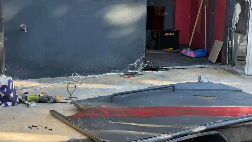 Εντοπίστηκε εκρηκτική ύλη υψηλής ισχύος στην ντισκοτέκ Jacky.O στη Μιχαλακοπούλου - Δείτε βίντεο και φωτογραφίες
