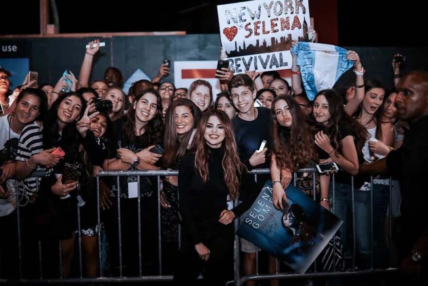 snapinsta_to_561373152_18631117816019724_1205862435784084805_n_2