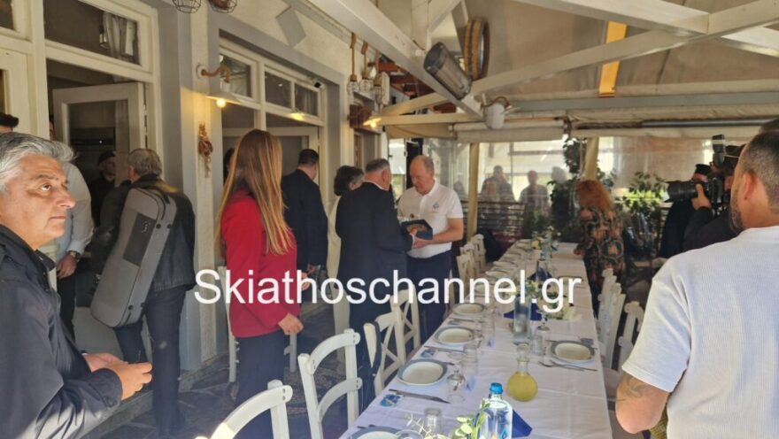 Ο πρίγκιπας Αλβέρτος του Μονακό στην Αλόννησο - Δείτε βίντεο και φωτογραφίες