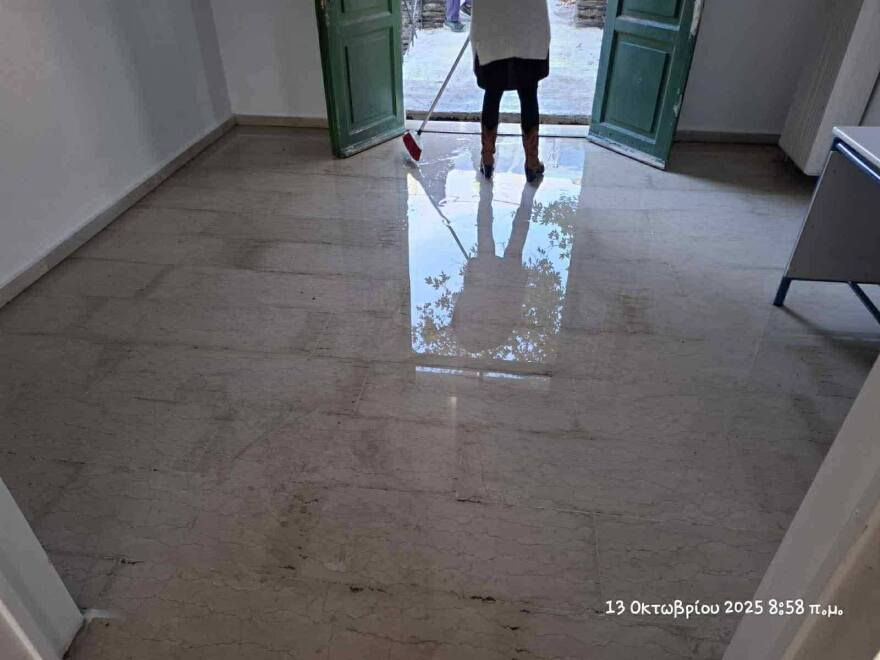 Βανδαλισμός σε σχολείο της Άνδρου, ζημιές και πλημμύρες στο κτίριο - Φωτογραφίες