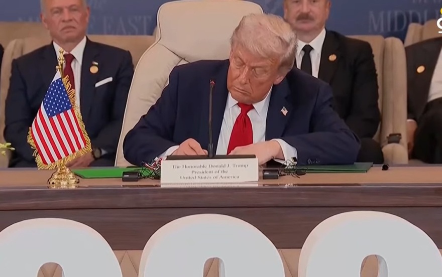trump-ypografi