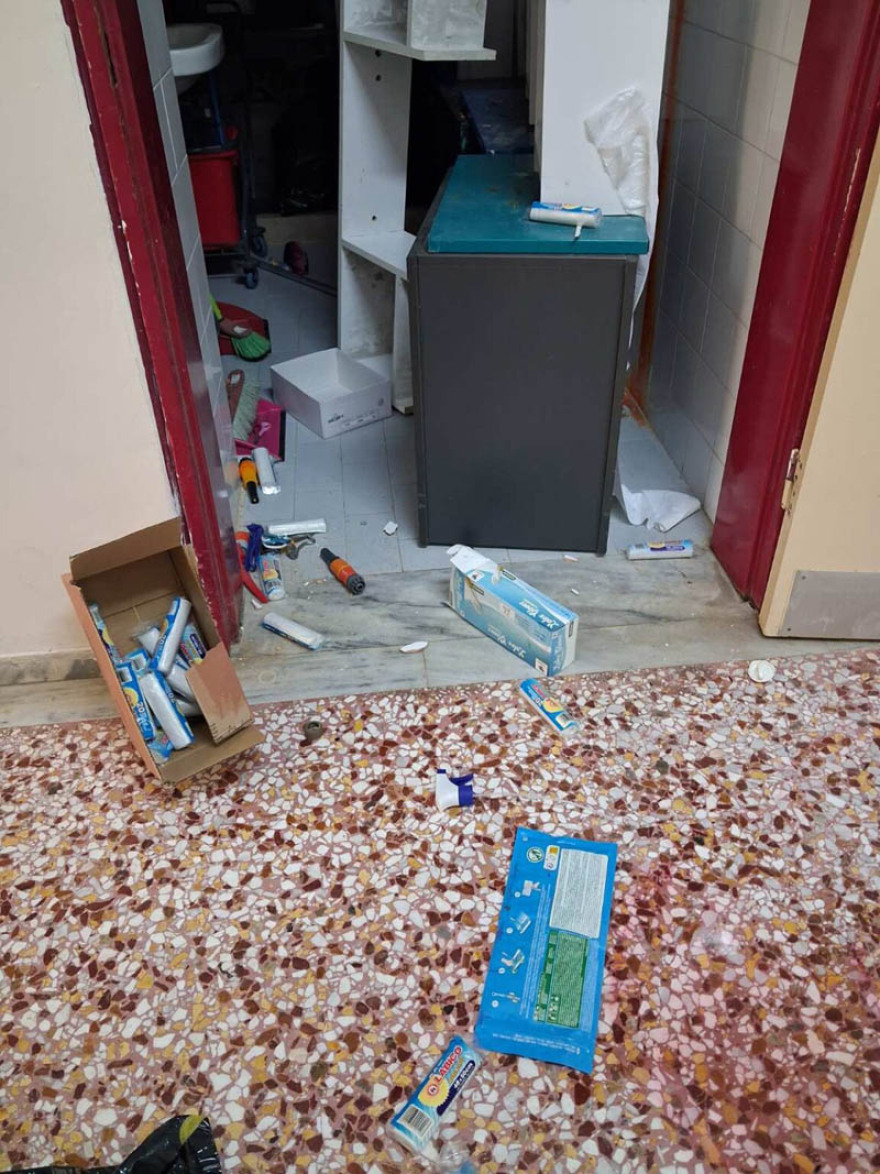 Ραφήνα: Βανδαλισμοί στο Γυμνάσιο μετά τη λήξη της κατάληψης