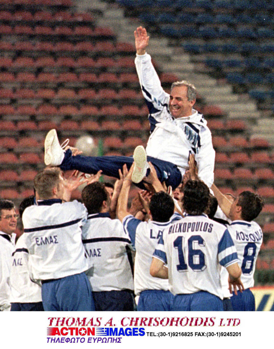 Έφυγε από τη ζωή σε ηλικία 92 ετών ο προπονητής  Γιάννης Κόλλιας - O τελικός με την Ελπίδων στο Euro 1998 και ο Ολυμπιακός
