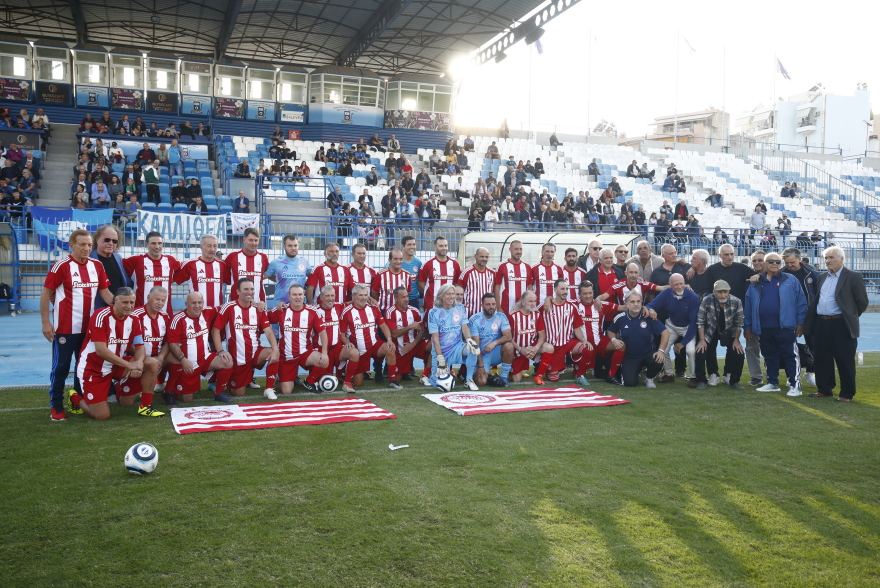 Φιλικό βετεράνων Ολυμπιακού και Καλλιθέας στη μνήμη του Νίκου Σαλευρή - Φωτογραφίες 