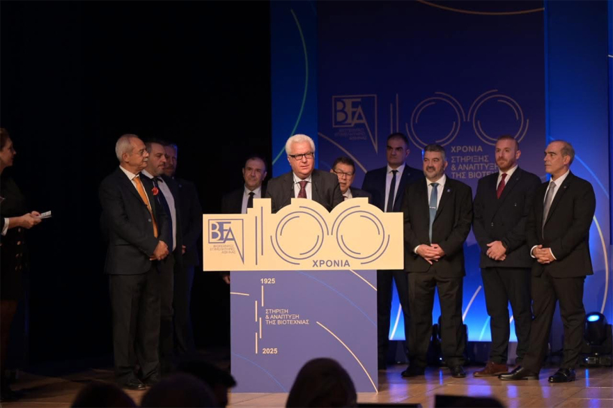 Τα βραβεία του Βιοτεχνικού Επιμελητηρίου Αθηνών - Δείτε ποιοι κέρδισαν