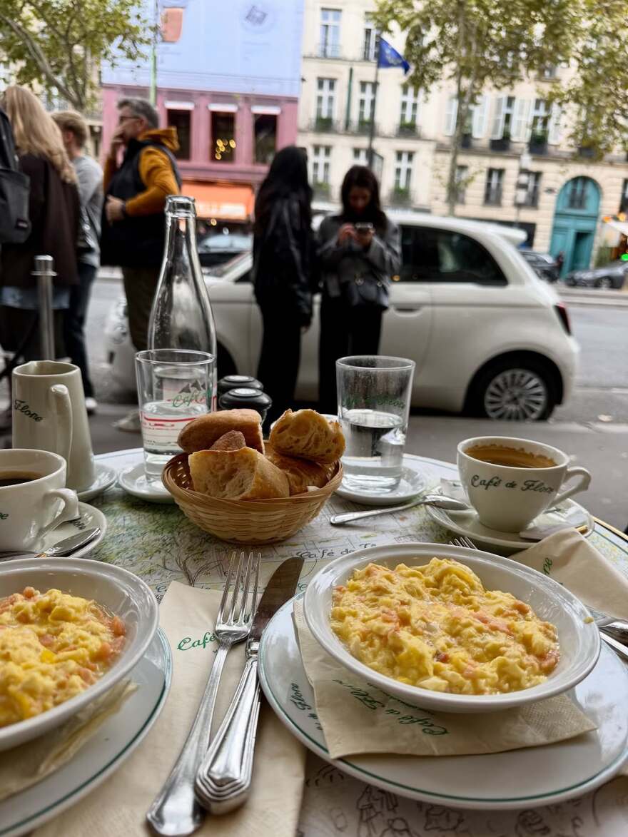 Ηλιάνα Παπαγεωργίου: Το φωτογραφικό άλμπουμ από το ταξίδι της στο Παρίσι
