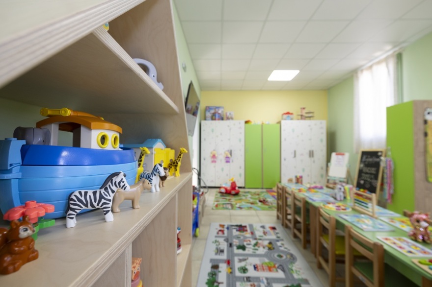 Στήριξη στην ελληνική οικογένεια με τον πρώτο παιδικό σταθμό στην Κάσο