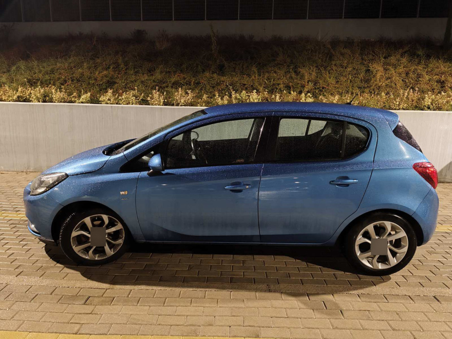 Τέσσερις συλλήψεις μετά από καταδίωξη στην Κοζάνη - Μετέφεραν 43 κιλά κάνναβης<br />
