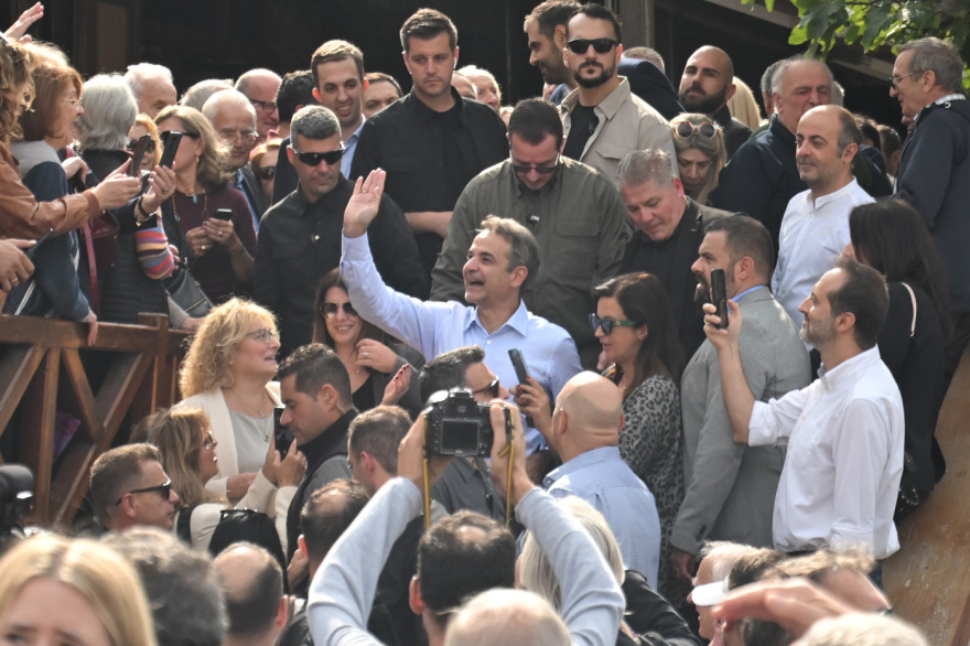 Μητσοτάκης από τα Μελίσσια: Προσπαθούμε κάθε μέρα για μέτρα στήριξης των νοικοκυριών στο μεγάλο πρόβλημα της ακρίβειας