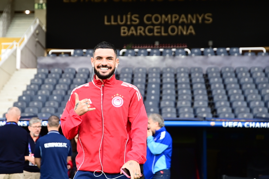 Ολυμπιακός: Η τελευταία προπόνηση στο Μονζουίκ πριν από τη μάχη με την Μπαρτσελόνα - Βίντεο, φωτογραφίες 