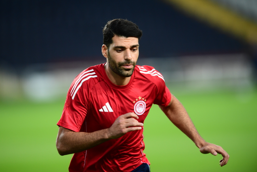 Ολυμπιακός: Η τελευταία προπόνηση στο Μονζουίκ πριν από τη μάχη με την Μπαρτσελόνα - Βίντεο, φωτογραφίες 