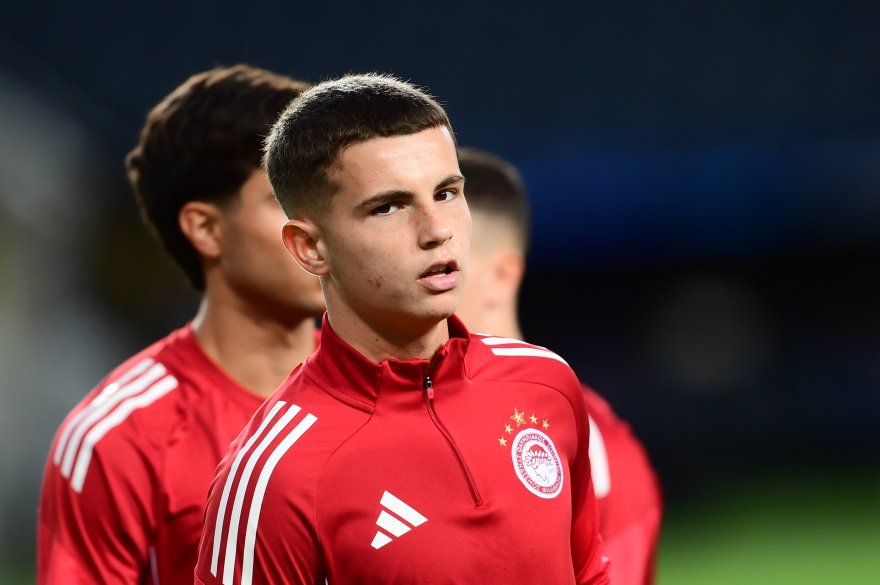 Ολυμπιακός: Η τελευταία προπόνηση στο Μονζουίκ πριν από τη μάχη με την Μπαρτσελόνα - Βίντεο, φωτογραφίες 