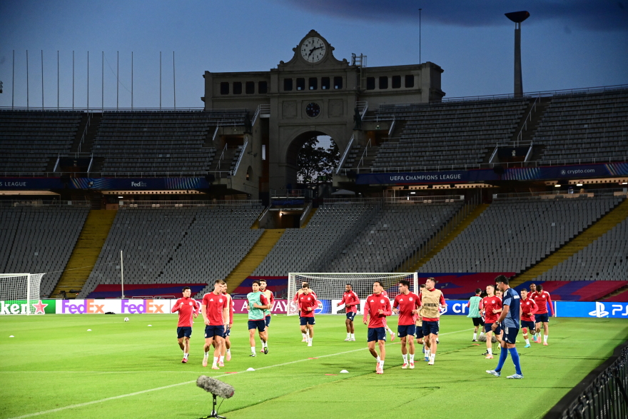 Ολυμπιακός: Η τελευταία προπόνηση στο Μονζουίκ πριν από τη μάχη με την Μπαρτσελόνα - Βίντεο, φωτογραφίες 