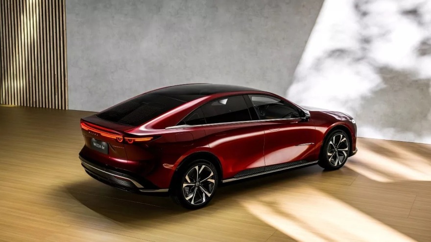 _111113008_new-mazda6e