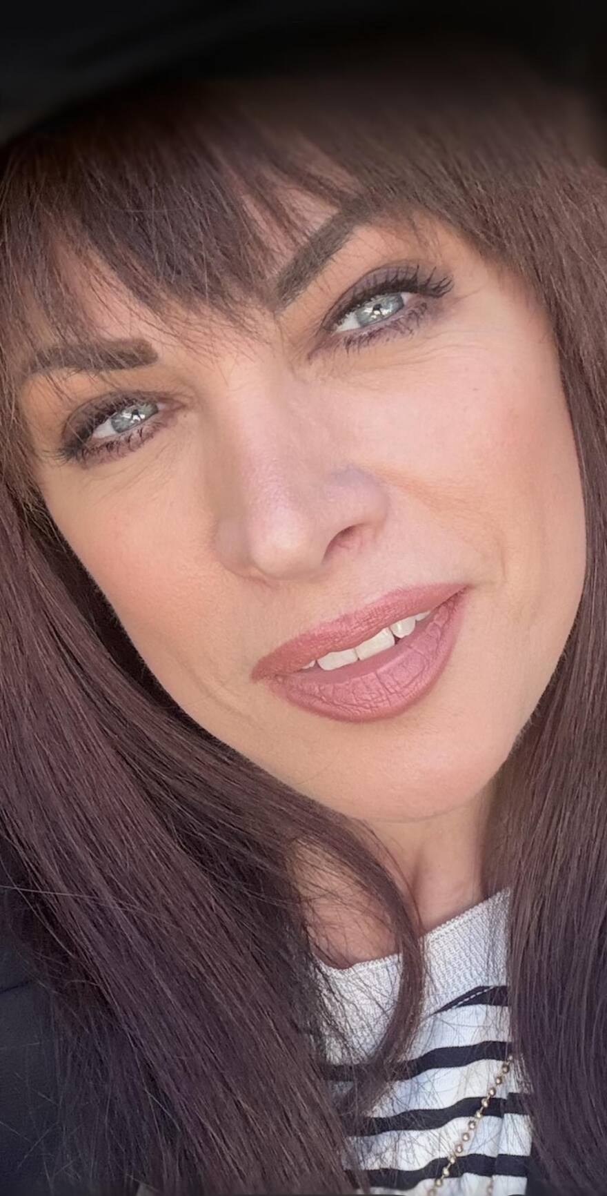 Η Νένα Χρονοπούλου έκανε  λίφτινγκ - Δείτε την ανανεωμένη της εμφάνιση