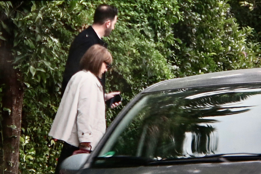 Σαββόπουλος: Στο σπίτι του η Κατερίνα Σακελλαροπούλου - Δείτε φωτογραφίες 