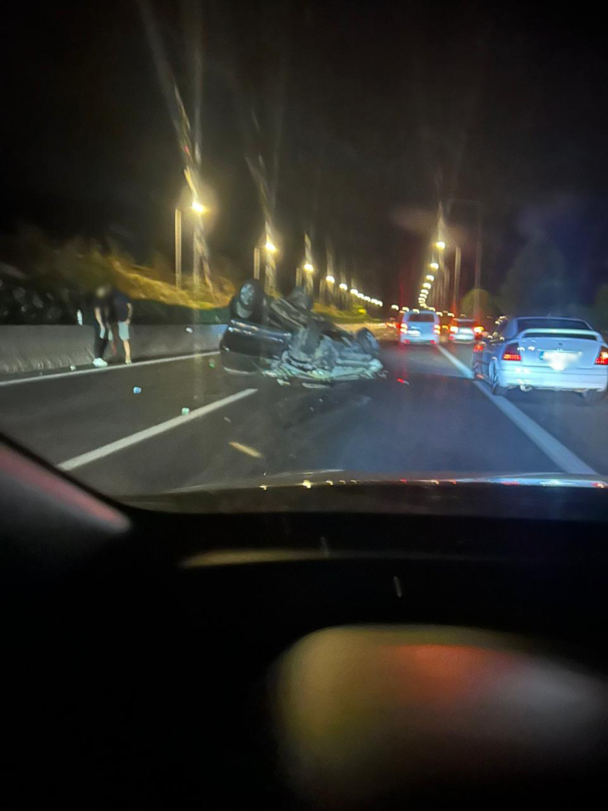 Τροχαίο στην Αθηνών - Λαμίας στο ύψος της Υλίκης - Δείτε φωτογραφίες