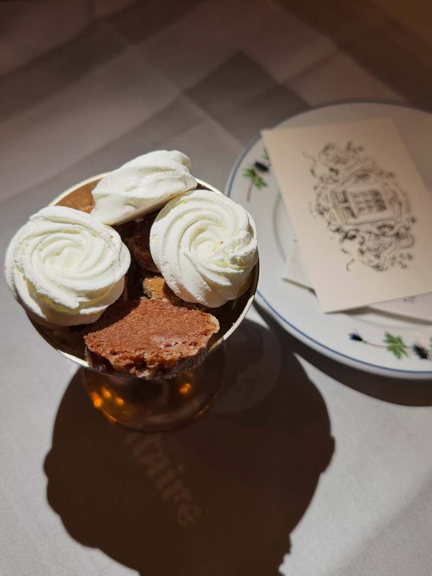 Κατερίνα Καινούργιου: Το φωτογραφικό άλμπουμ από το ταξίδι της στο Παρίσι με τον Παναγιώτη Κουτσουμπή
