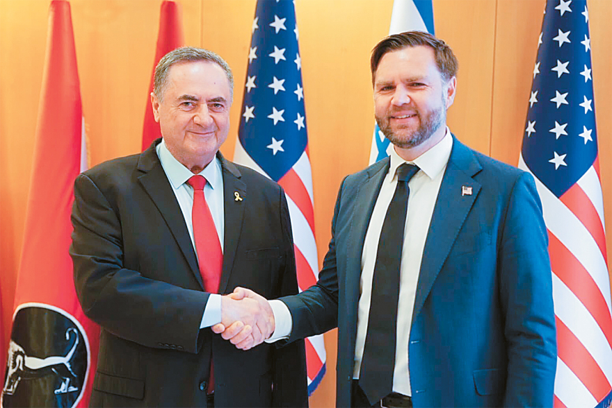 Το δόγμα Τραμπ: «Μία κρύο και μία ζέστη» με τον Πούτιν