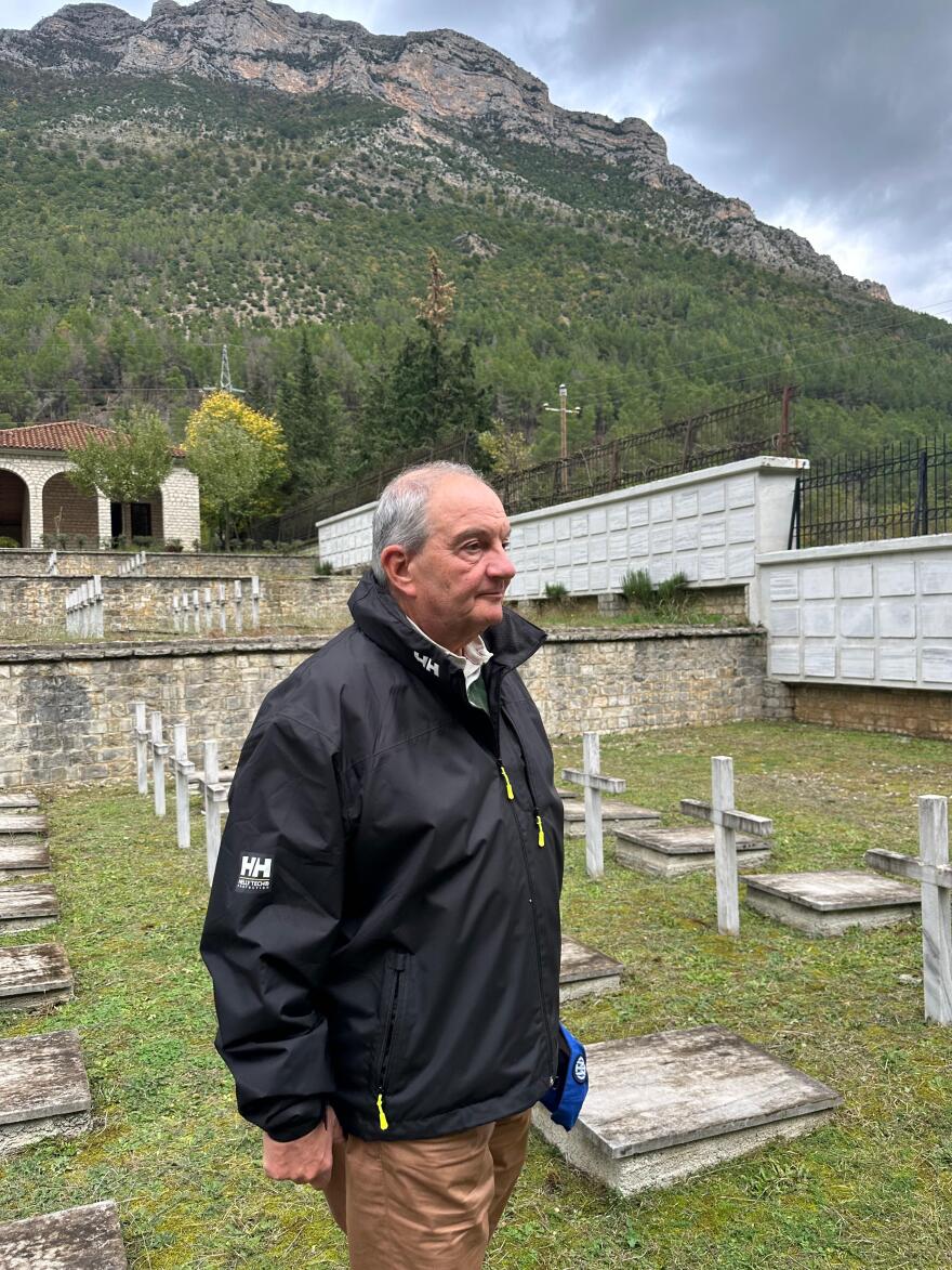 Κώστας Καραμανλής: Φόρος τιμής στους πεσόντες του ’40 σε Βουλιαράτες και Κλεισούρα, δείτε φωτογραφίες