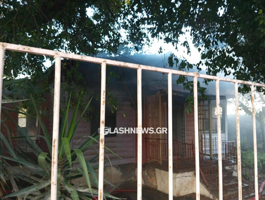 Χανιά: Φωτιά ξέσπασε στο παλιό ΠΙΚΠΑ, δείτε βίντεο