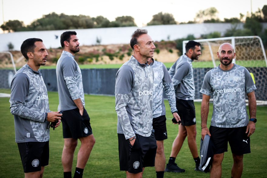 H πρώτη προπόνηση του Χρήστου Κόντη με τον ΟΦΗ - Δείτε φωτογραφίες και βίντεο