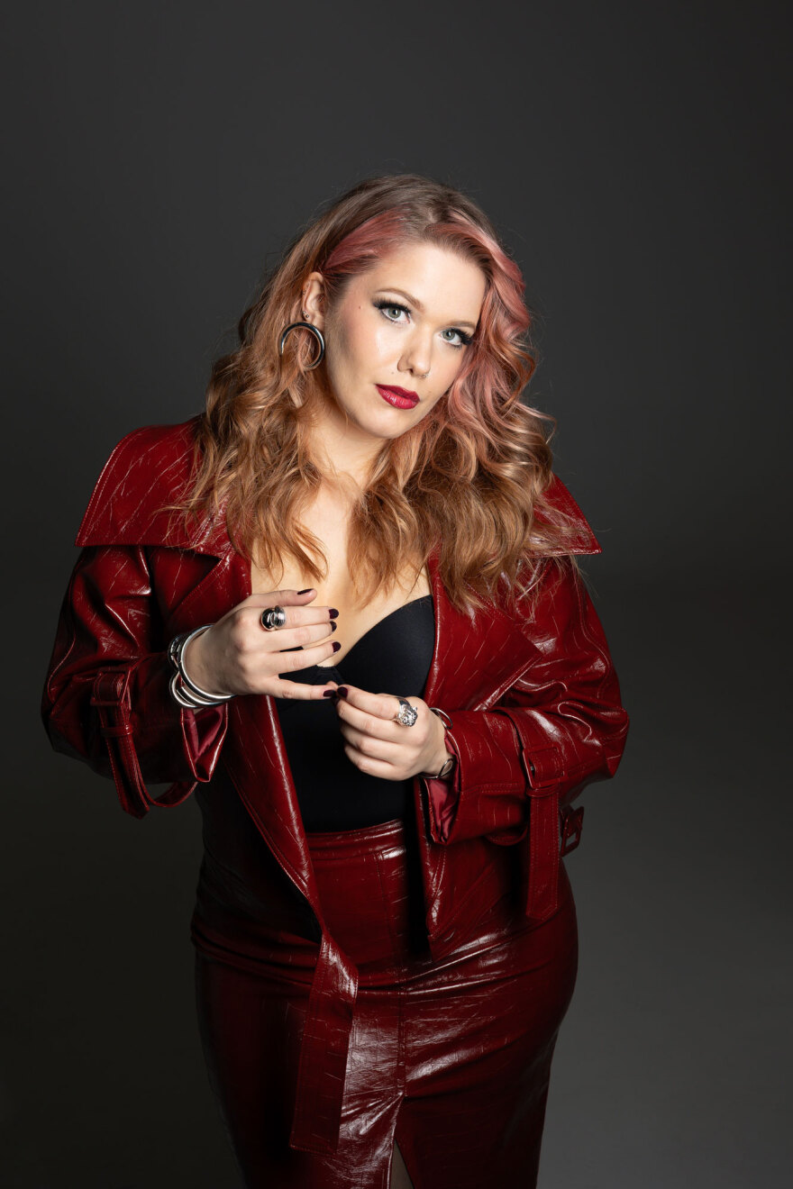 Στον Σταυρό του Νότου επιστρέφει η Νίνα Μαζάνη - «Θέλω το κοινό να φεύγει με ανακούφιση και χαρά από κάθε μου live»