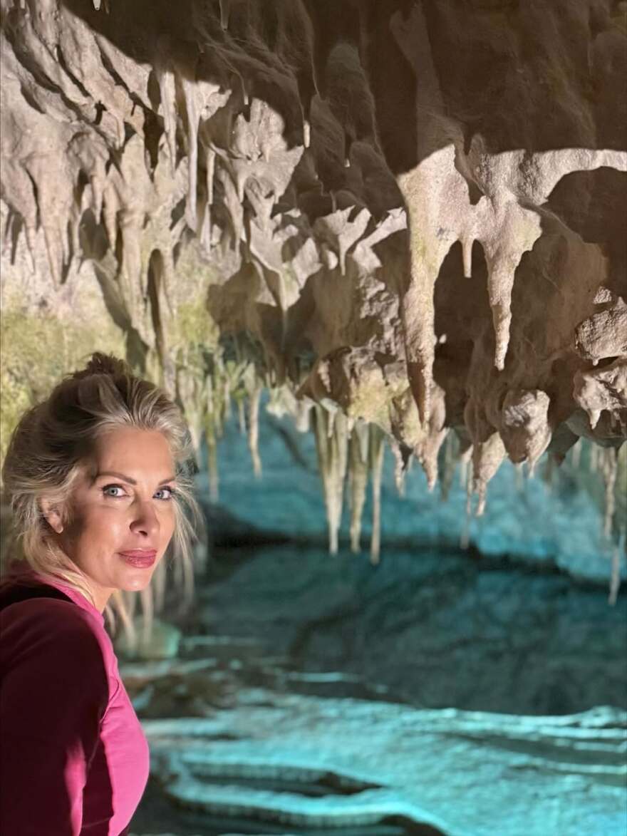 Η Ελένη Μενεγάκη γιόρτασε τα 56α γενέθλιά της με τον Μάκη Παντζόπουλο στα Τζουμέρκα: «Δεν μετράω πλέον χρόνια, μετράω στιγμές»