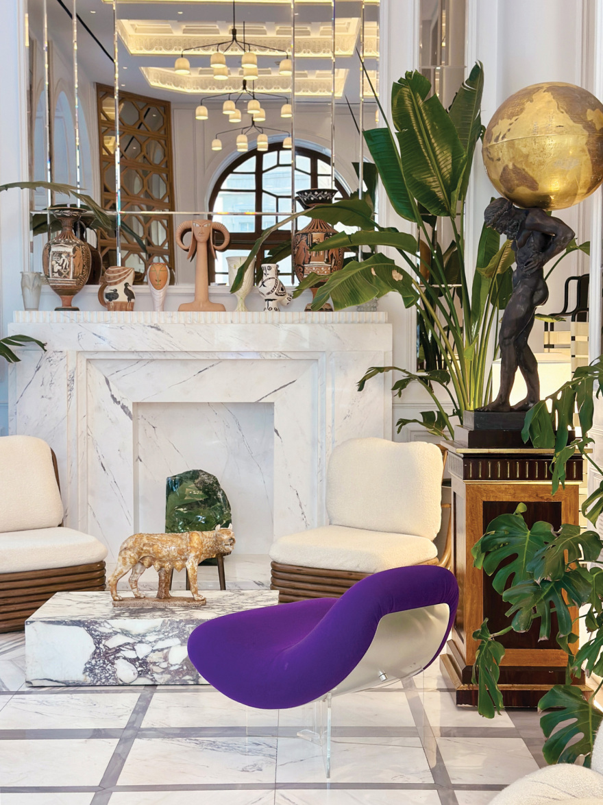 THE DOLLI: Λάμπει με δύο MICHELIN Keys στο Παρίσι και φωτίζει την Αθήνα