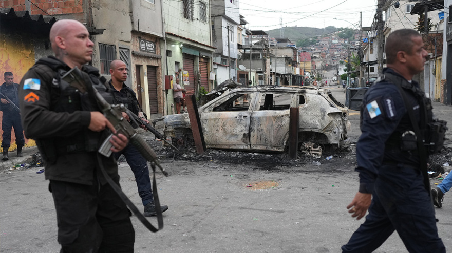 Δεκάδες σοροί σε δρόμους του Ρίο Ντε Τζανέιρο μετά από αστυνομική επιχείρηση με στόχο συμμορία