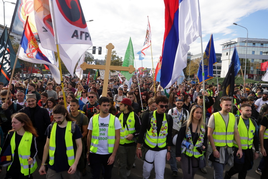 Σερβία: Στους δρόμους οι φοιτητές για την επέτειο του ενός έτους από την τραγωδία στο Νόβι Σαντ