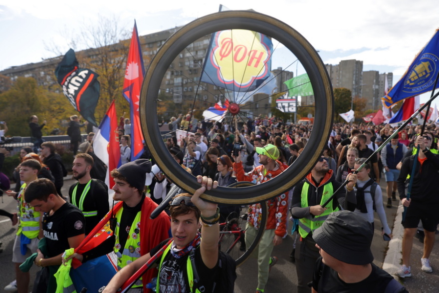 Σερβία: Στους δρόμους οι φοιτητές για την επέτειο του ενός έτους από την τραγωδία στο Νόβι Σαντ