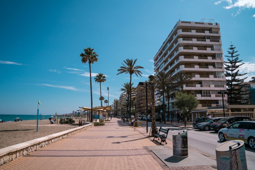 Οι 10 προορισμοί στην Ευρώπη που κάνει ζέστη και τον χειμώνα - Ανάμεσά τους ένα ελληνικό νησί