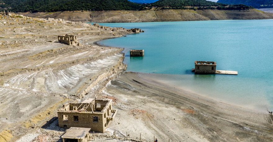 Η κλιματική ακτινογραφία της Ελλάδας για το 2025: Η αυξημένη ξηρασία, τα λιγότερα χιόνια και το παράδοξο με τον ρυθμό της αύξησης της θερμοκρασίας