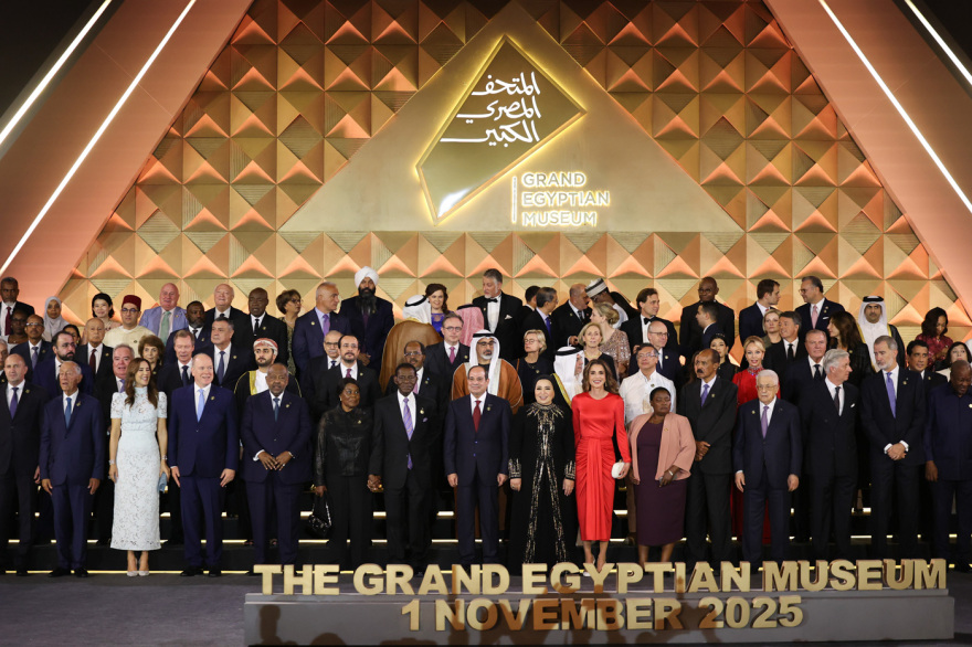 Εγκαινιάστηκε το φαραωνικό Μεγάλο Αιγυπτιακό Μουσείο - Εντυπωσιακά βίντεο και φωτογραφίες από τη λαμπρή τελετή στο Κάιρο