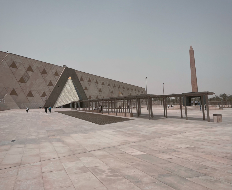 Grand Egyptian Museum: Τα ελληνικά μυστικά στο μεγαλύτερο μουσείο του κόσμου - 30.000 εκθέματα, selfie με τον Ραμσή, κροκόδειλος-μούμια και η καρδιά του Τουταγχαμών