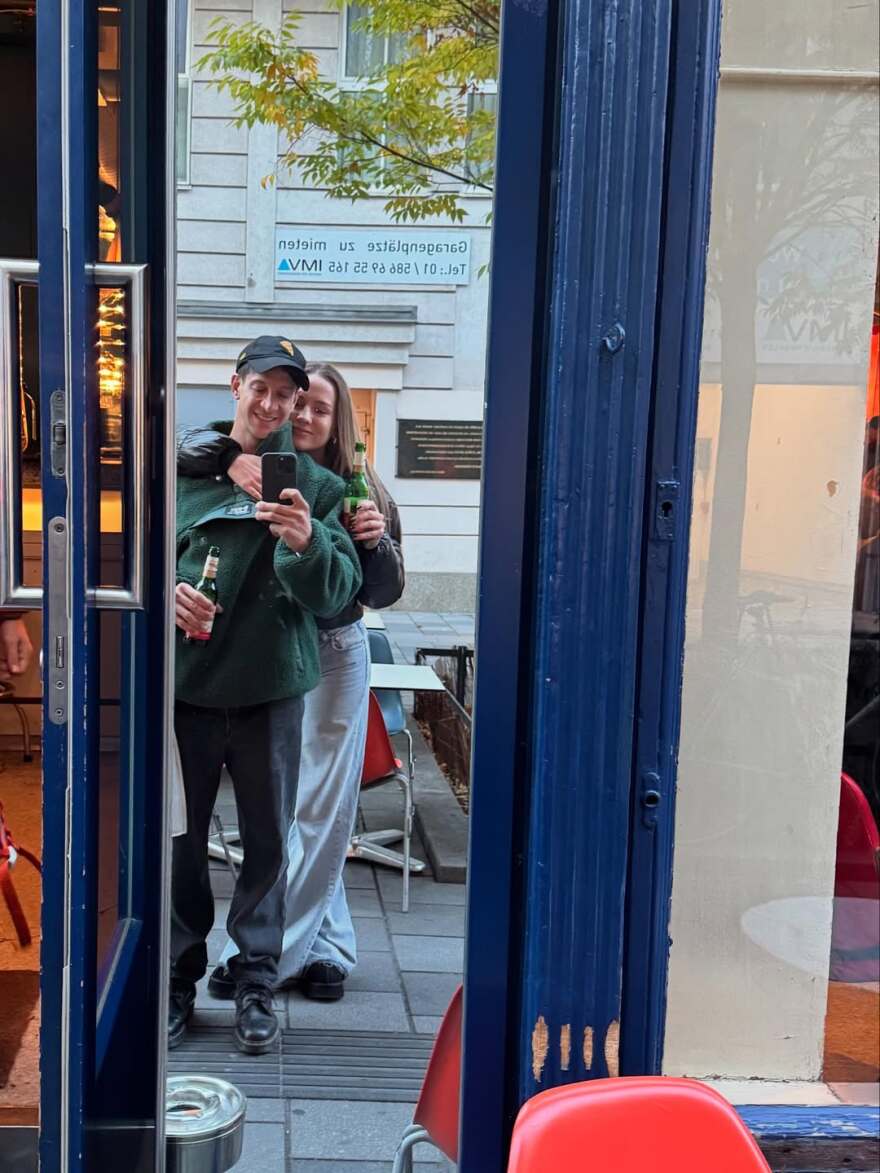 Ηλίας Μπόγδανος - Αλεξάνδρα Εξαρχοπούλου: Το φωτογραφικό άλμπουμ από το ταξίδι τους στη Βιέννη