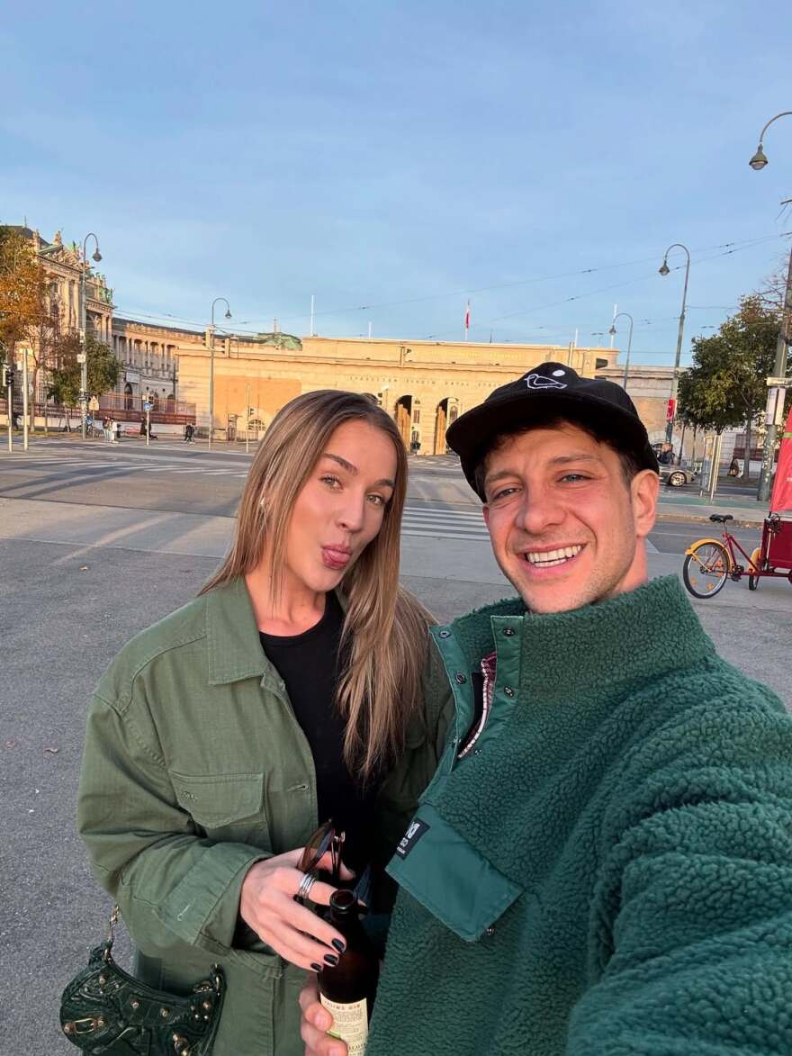 Ηλίας Μπόγδανος - Αλεξάνδρα Εξαρχοπούλου: Το φωτογραφικό άλμπουμ από το ταξίδι τους στη Βιέννη