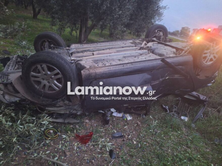 Θρήνος στη Λοκρίδα: Δύο νέοι, 25 και 28 ετών, σκοτώθηκαν σε τροχαίο τα ξημερώματα - Δείτε φωτογραφίες