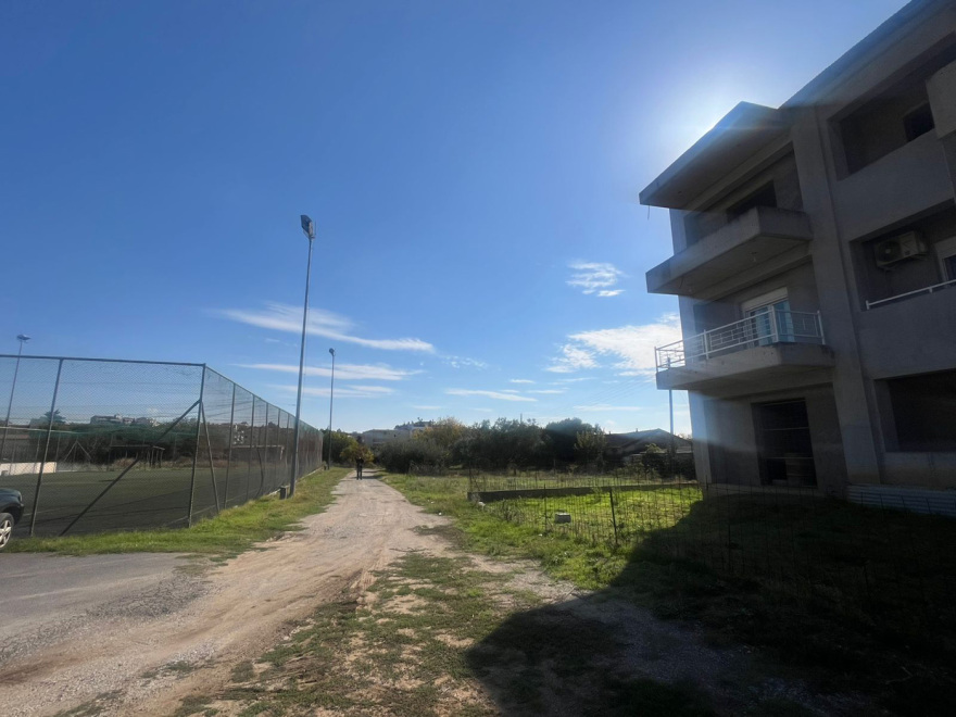 Θεσσαλονίκη: «Έχει απειλήσει ξανά να μας πυροβολήσει επειδή παίζουμε», λέει ανήλικος για τον 55χρονο που τραυμάτισε με καραμπίνα 15χρονο