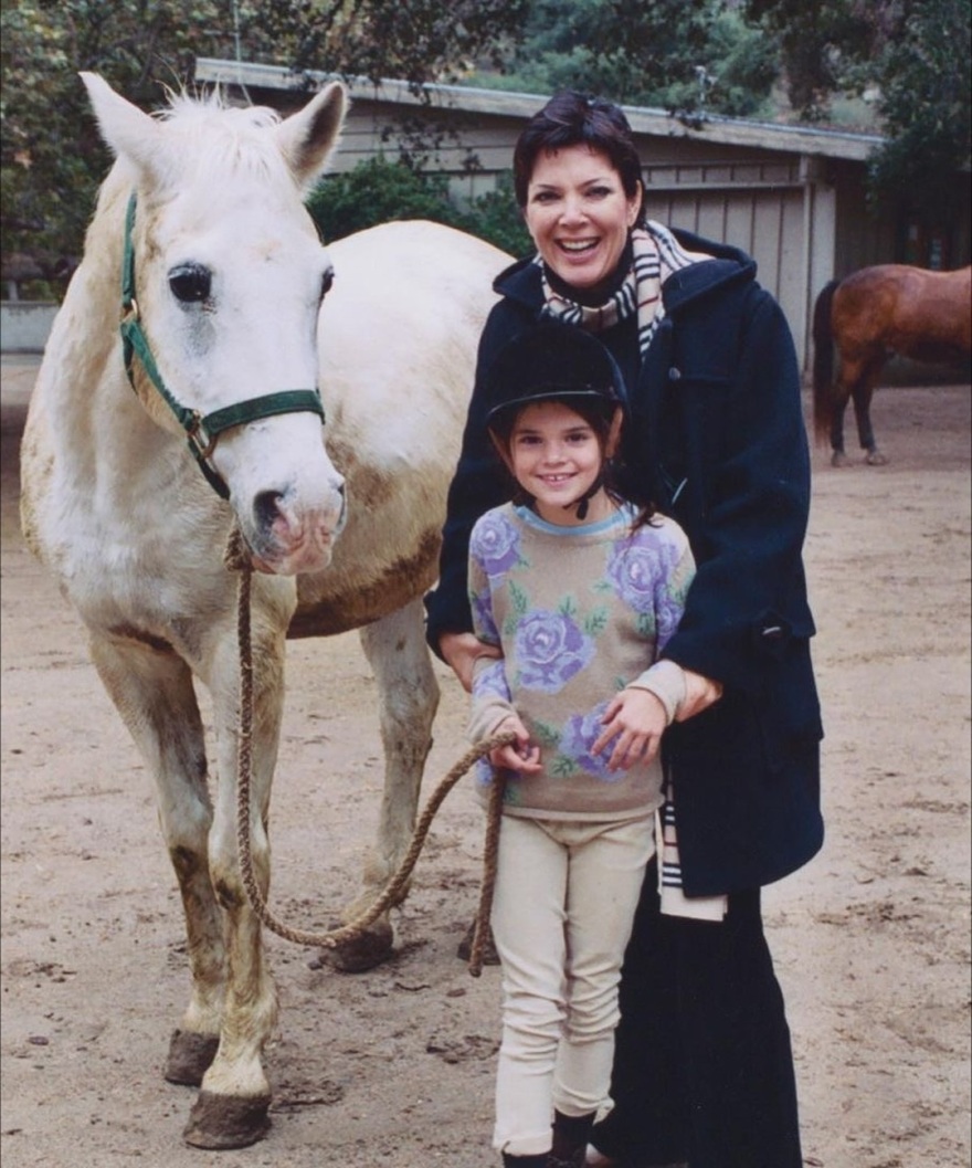Η Κένταλ Τζένερ γιορτάζει τα γενέθλιά της - Οι φωτογραφίες που ανέβασε η μητέρα της από την παιδική της ηλικία