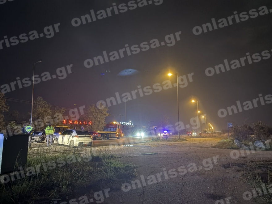 Σοβαρό τροχαίο στη Λάρισα: Μετωπική σύγκρουση με τέσσερις τραυματίες - Δείτε φωτογραφίες
