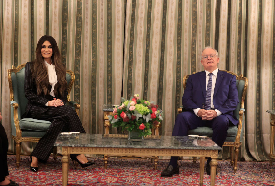 Η Κίμπερλι Γκιλφόιλ υπέβαλε τα διαπιστευτήριά της στον Πρόεδρο της Δημοκρατίας