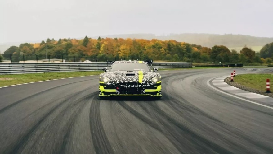 Προ των πυλών η νέα Mercedes-AMG GT Black Series