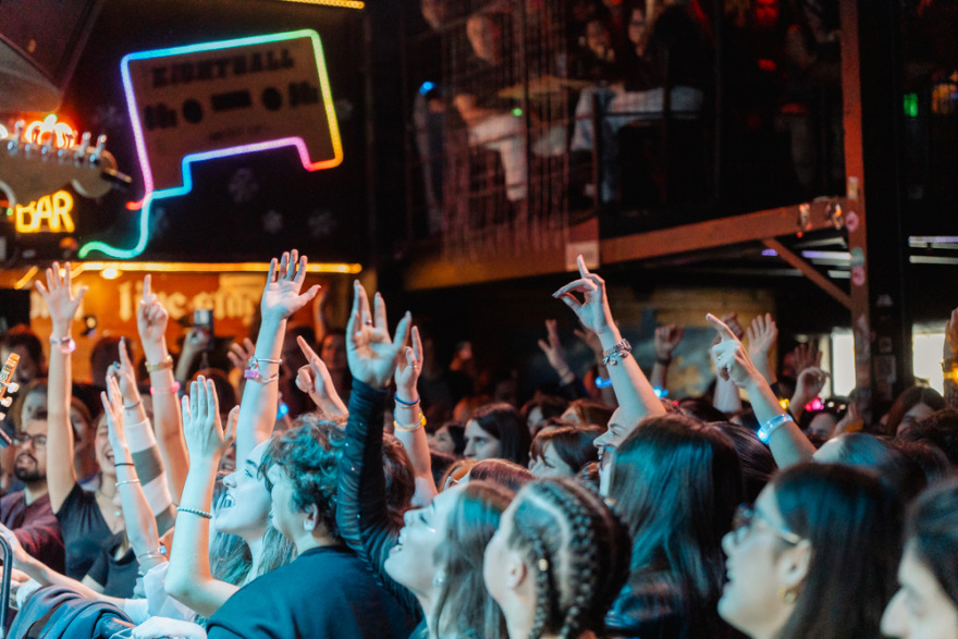 Η Θεσσαλονίκη αποθέωσε τον Κωστή Μαραβέγια – Μια ανεπανάληπτη βραδιά powered by ΟΠΑΠ στο 66ο Φεστιβάλ Κινηματογράφου Θεσσαλονίκης