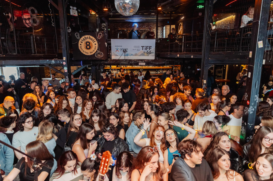 Η Θεσσαλονίκη αποθέωσε τον Κωστή Μαραβέγια – Μια ανεπανάληπτη βραδιά powered by ΟΠΑΠ στο 66ο Φεστιβάλ Κινηματογράφου Θεσσαλονίκης