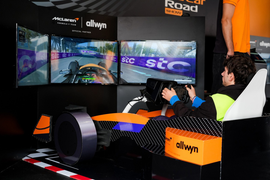 Το showcar της McLaren F1 Team στο Ζάππειο Μέγαρο
