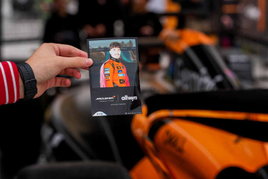 Το showcar της McLaren F1 Team στο Ζάππειο Μέγαρο
